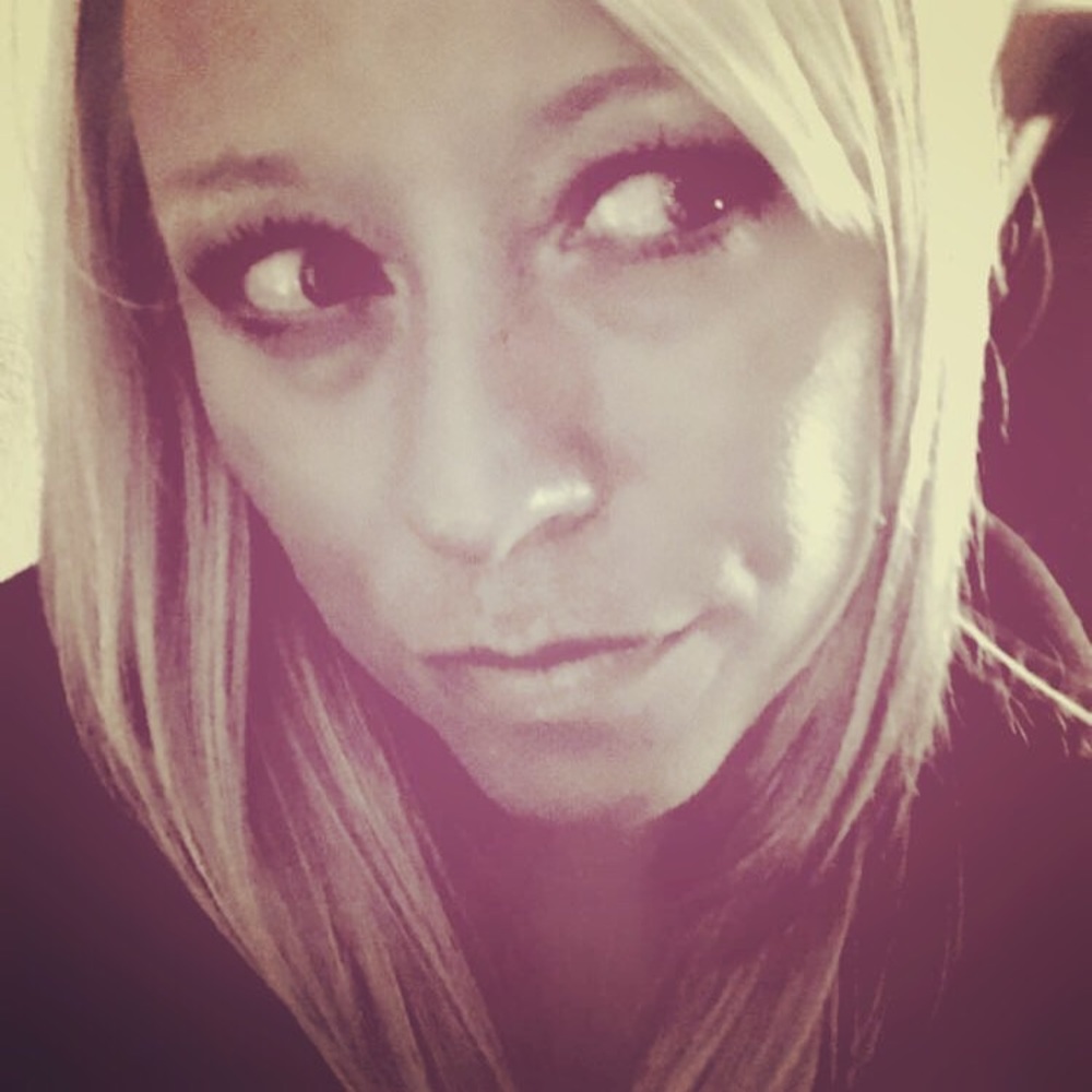Meet your Posher, Melissa